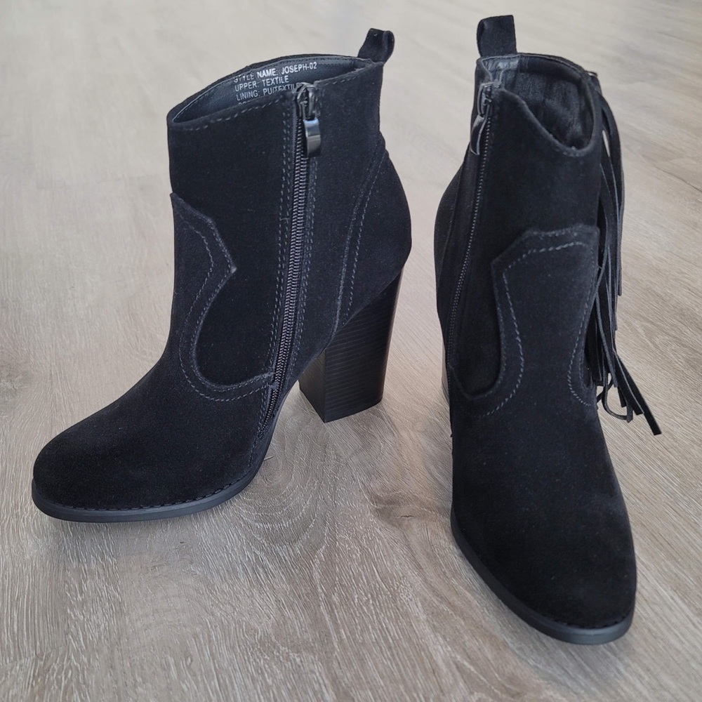 Mark & Maddux Black Size 7.5 Joseph Fringe Booties